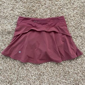 Lululemon Play off the Pleats Skirt